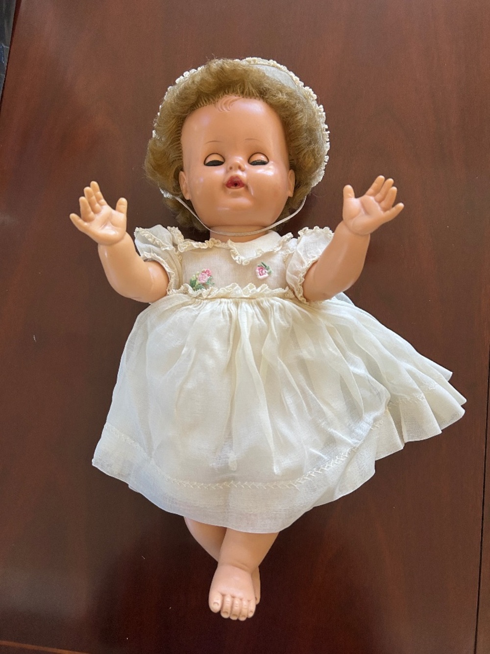 Vintage Madame Alexander Kathy Squeker doll